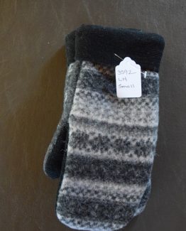 Handmade Woolen Mitten LH Small